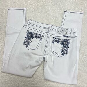 Miss Me Women's Signature Skinny Jeans White Embellished Size 30 Designed In USA